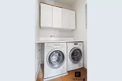 400 E 52nd Street #9-F, New York, NY 10022 - Photo 9