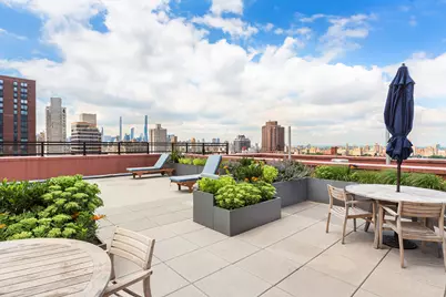 200 E 94th Street #612, New York City, NY 10128 - Photo 9