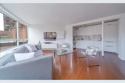 200 E 94th Street #614, New York City, NY 10128 - Photo 3