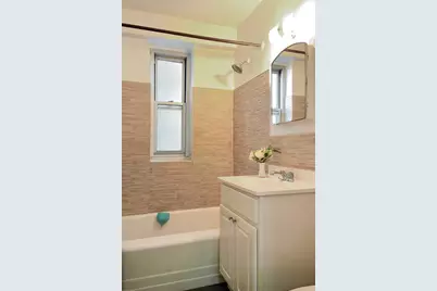 572 Grand Street #G604, New York City, NY 10002 - Photo 9
