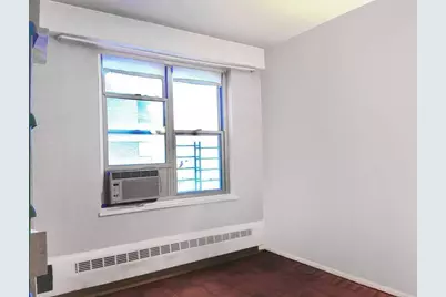 572 Grand Street #G604, New York City, NY 10002 - Photo 7