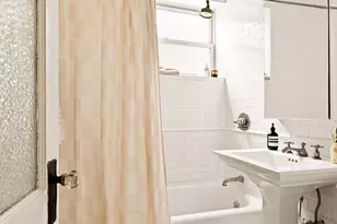 951 President St, New York City, NY 11215 - Photo 5