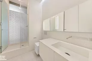 110 Mercer St, New York City, NY 10012 - Photo 5