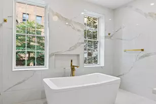 201 W Houston St, New York City, NY 10014 - Photo 19