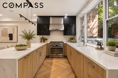 201 W Houston Street, New York City, NY 10014 - Photo 13
