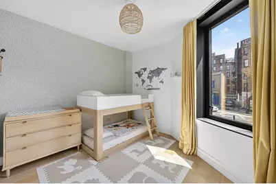 175 W 10th Street #2, New York, NY 10014 - Photo 11