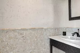 8311 Colonial Rd, New York City, NY 11209 - Photo 9