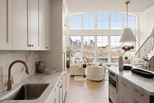 84 Oak St, New York City, NY 11222 - Photo 7