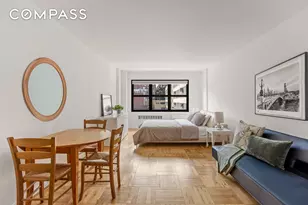 240 E 76th St, New York City, NY 10021 - Photo 1