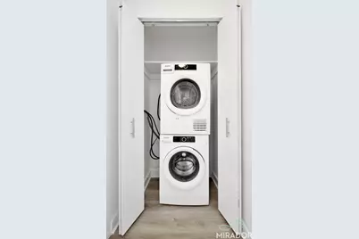 80 Dekalb Avenue #22D, New York City, NY 11201 - Photo 5