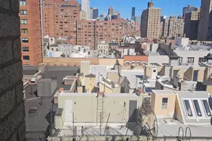215 E 24th St, New York City, NY 10010 - Photo 5
