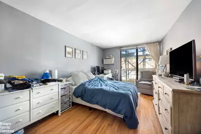 215 E 24th Street #721, New York City, NY 10010 - Photo 3