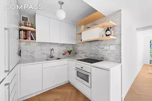 34 Plaza St E, New York City, NY 11238 - Photo 7