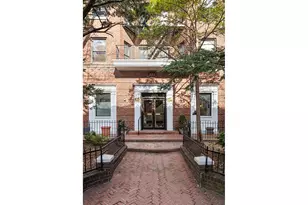 385 Argyle Rd, New York City, NY 11218 - Photo 9