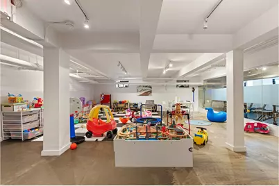 385 Argyle Road #3E, New York City, NY 11218 - Photo 5