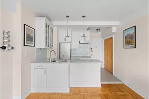 235 W 102nd St, New York City, NY 10025 - Photo 3