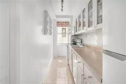 235 E 73rd Street #10F, New York City, NY 10021 - Photo 5