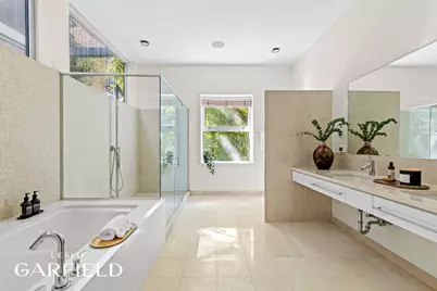 240 E 61st Street, New York City, NY 10065 - Photo 11