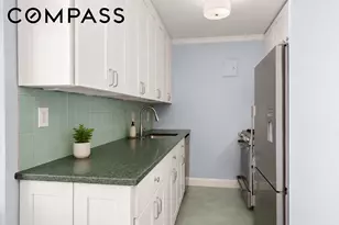 201 E 21st St, New York City, NY 10010 - Photo 3