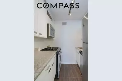 300 Rector Place #4E, New York City, NY 10280 - Photo 3