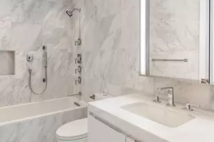 60 E 88th St, New York City, NY 10128 - Photo 25