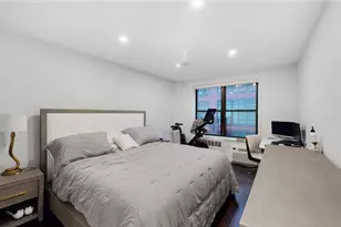 165 Christopher St, New York City, NY 10014 - Photo 9