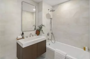 126 East 86th St, New York City, NY 10028 - Photo 9