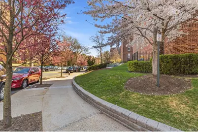 5621 Netherland Avenue #6-B, New York City, NY 10471 - Photo 11