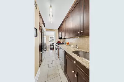 360 E 72nd Street #A606, New York City, NY 10021 - Photo 5