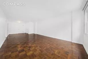 77 W 55th St, New York City, NY 10019 - Photo 11