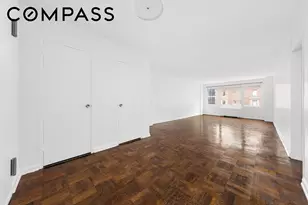 77 W 55th St, New York City, NY 10019 - Photo 9