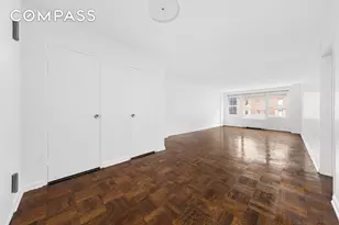 77 W 55th St, New York City, NY 10019 - Photo 9