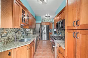 1728 E 33rd St, New York City, NY 11234 - Photo 7