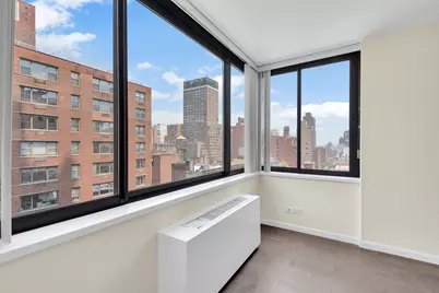 300 E 62nd Street #1103, New York City, NY 10065 - Photo 3