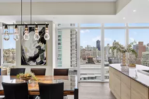 207 E 57th St, New York City, NY 10022 - Photo 17