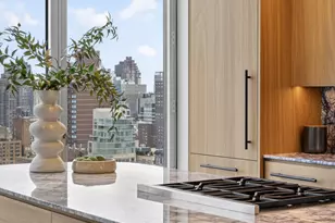 207 E 57th St, New York City, NY 10022 - Photo 25