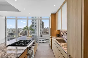 207 E 57th St, New York City, NY 10022 - Photo 23