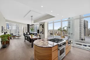 207 E 57th St, New York City, NY 10022 - Photo 1