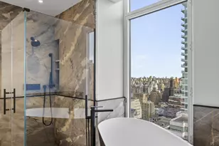 207 E 57th St, New York City, NY 10022 - Photo 13