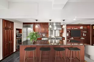 202 Spring St, New York City, NY 10012 - Photo 3