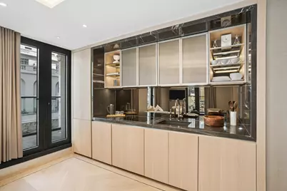 685 5th Avenue #A17, New York, NY 10022 - Photo 5