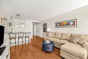 220 E 67th St, New York City, NY 10065 - Photo 7