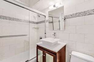 220 E 67th St, New York City, NY 10065 - Photo 5