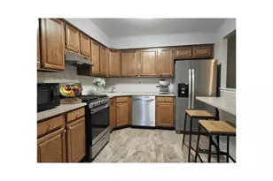 7937 Seaview Ave, New York City, NY 11236 - Photo 5