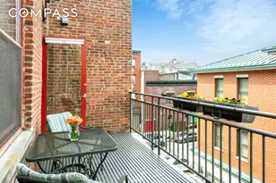 60 Tiffany Pl, New York City, NY 11231 - Photo 3