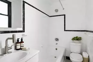 110 W 86th St, New York City, NY 10024 - Photo 5