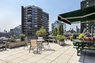 245 E 24th St, New York City, NY 10010 - Photo 7