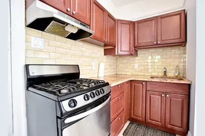 18-44 21st Drive #1F, New York City, NY 11105 - Photo 9