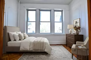 18-44 21st Dr, New York City, NY 11105 - Photo 5