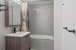 175 W 95th St, New York City, NY 10025 - Photo 5
